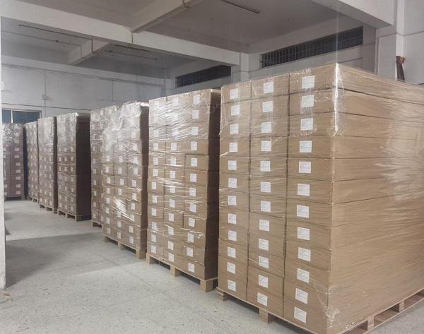 Tuotamme omistautuneesti, palvelemme sydämellä.